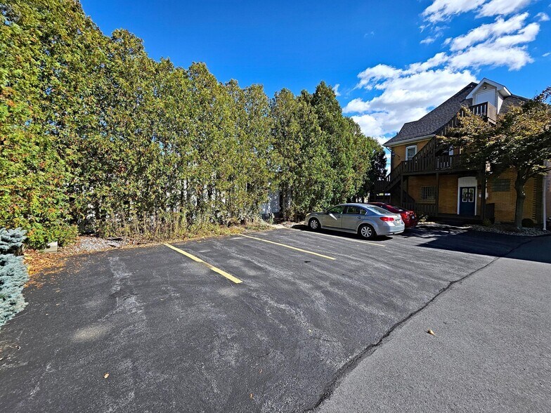 More Photos Of 116 Center St, Saint Marys Office Residential For Sale