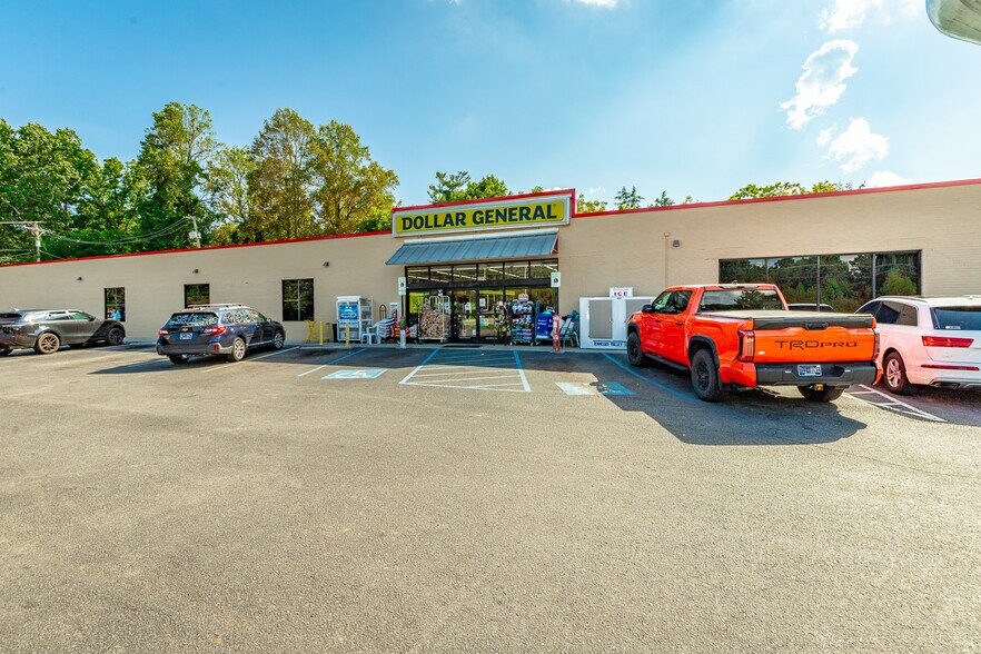 Primary Photo Of 3703 Taft Hwy, Signal Mountain Storefront For Sale