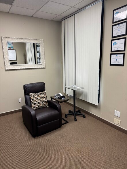 More Photos Of 20311 Birch St, Newport Beach Medical For Sale