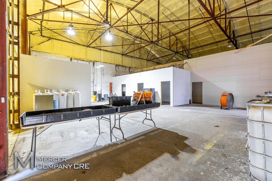 More Photos Of 900 N 4th St, Guthrie Manufacturing For Lease