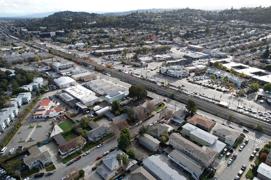 More Photos Of 19 E 41st Pl, San Mateo Apartments For Sale