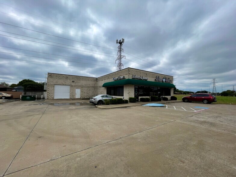 More Photos Of 2736 Towne Centre Dr, Mesquite Freestanding For Sale