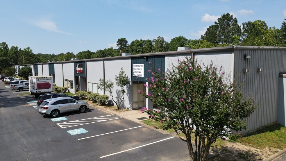 Primary Photo Of 3200 S Shackleford Rd, Little Rock Flex For Sale
