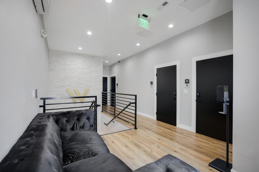 More Photos Of 10440 Burbank Blvd, North Hollywood Office For Sale