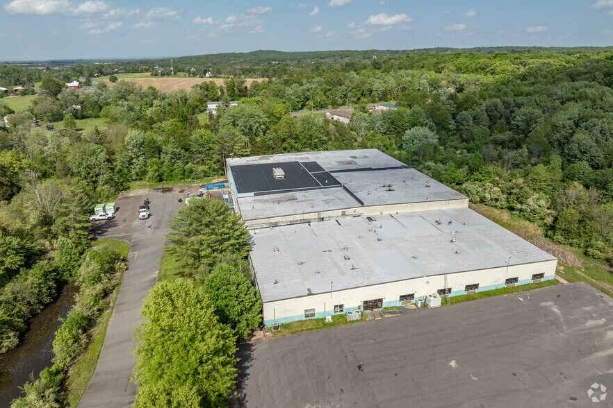 More Photos Of 1422 Route 179, Lambertville Warehouse For Lease