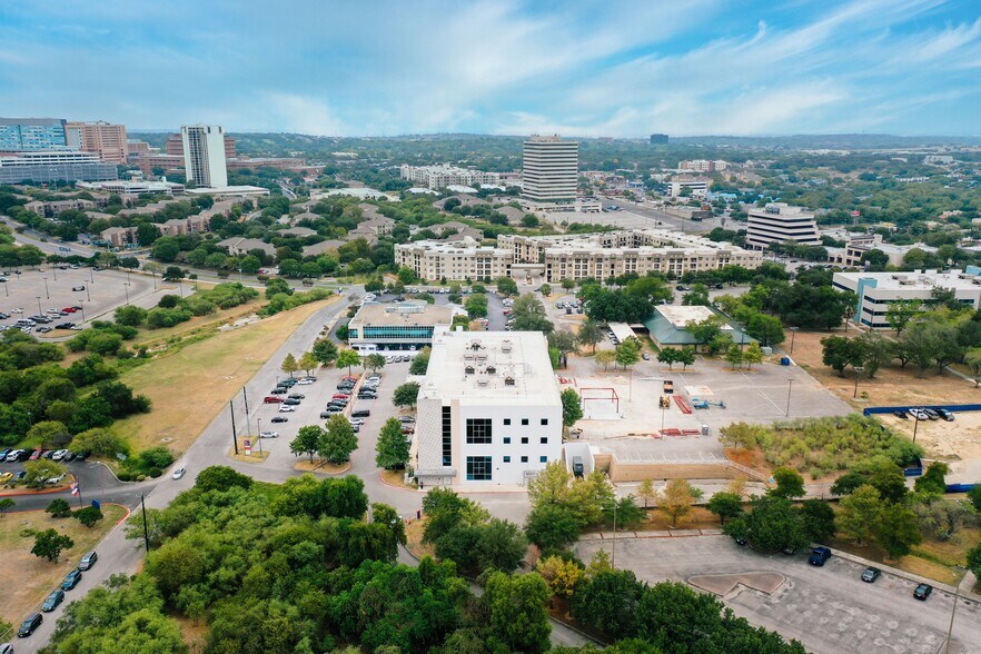 More Photos Of 5109 Medical Dr, San Antonio Medical For Lease
