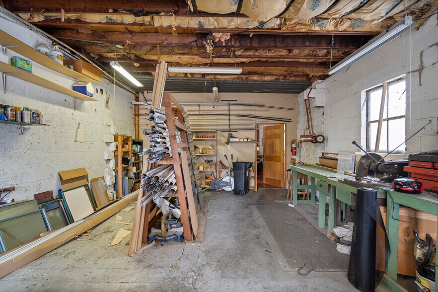 More Photos Of 32540 Utica Rd, Fraser Freestanding For Sale