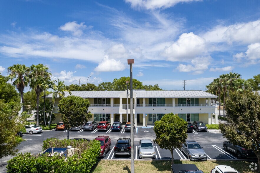 More Photos Of 9570 SW 107th Ave, Miami Office For Lease