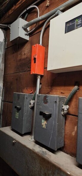 More Photos Of 50 Amherst Av, Toronto Apartments For Sale