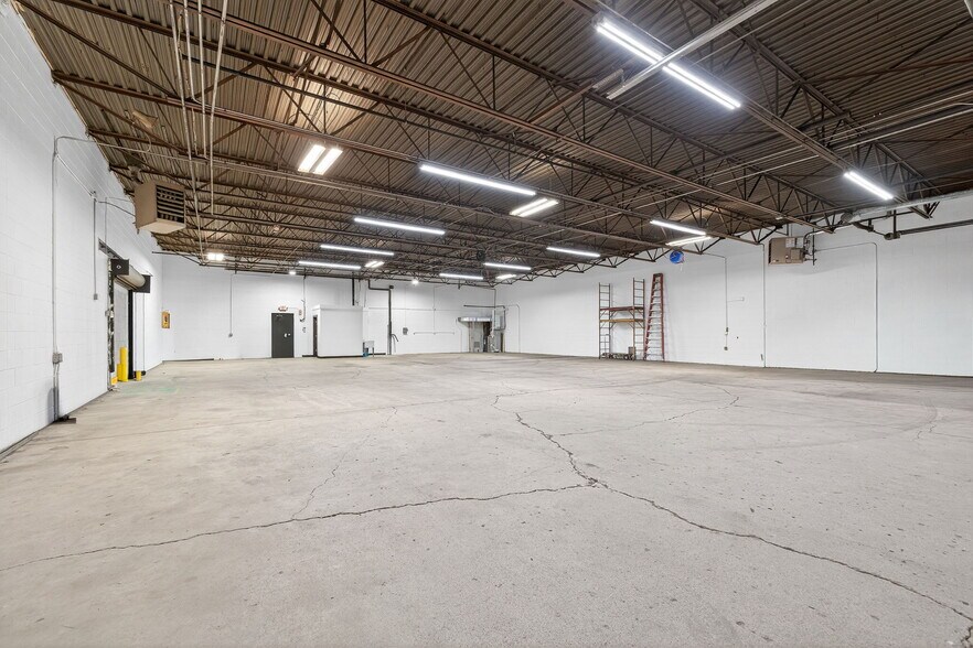 More Photos Of 1632-1644 Clara St, Columbus Warehouse For Lease