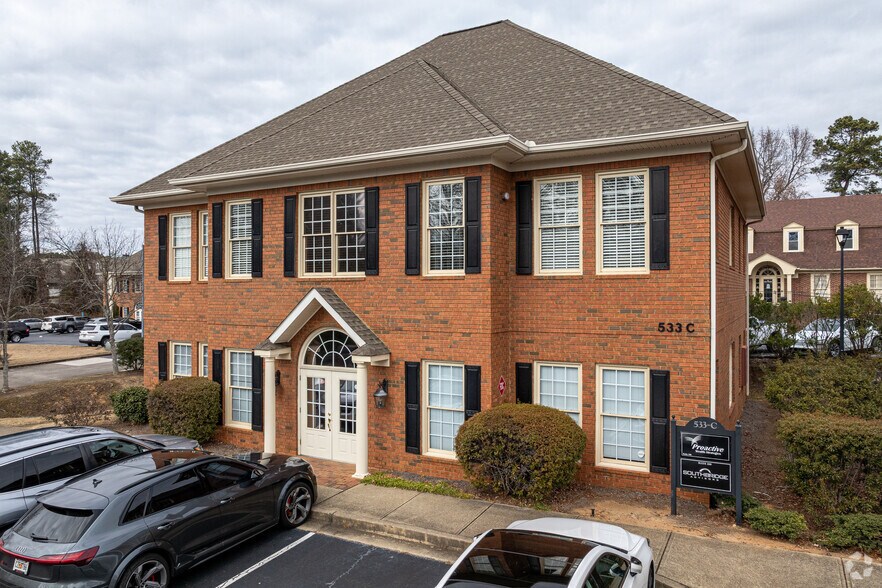 Primary Photo Of 501 Johnson Ferry Rd, Marietta Office For Sale