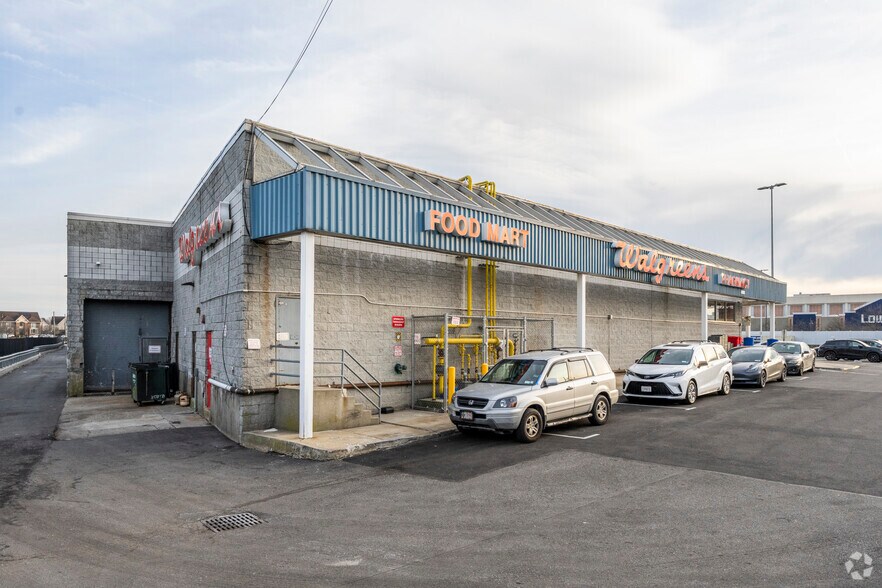 More Photos Of 5700-5716 Avenue U, Brooklyn General Retail For Lease