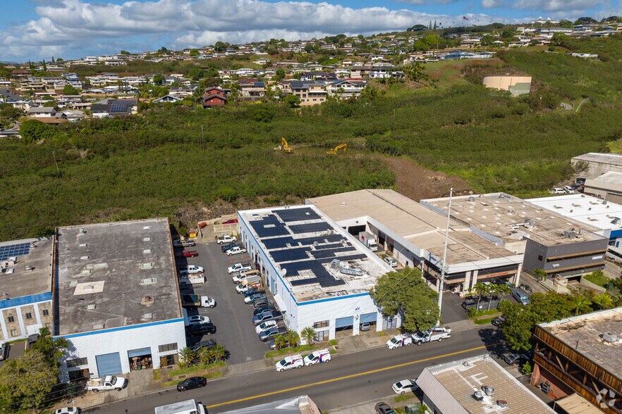 More Photos Of 99-930 Iwaena St, Aiea Warehouse For Lease