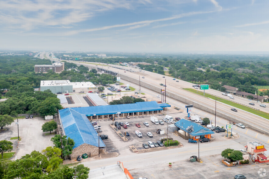 Primary Photo Of 6110-6130 W Highway 290, Austin Storefront Retail Office For Lease