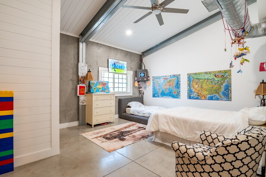 More Photos Of 1301 Ivy Way, Naples Land For Sale