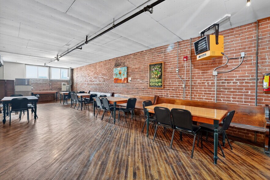 More Photos Of 615 S 1st Ave, Pocatello Restaurant For Sale
