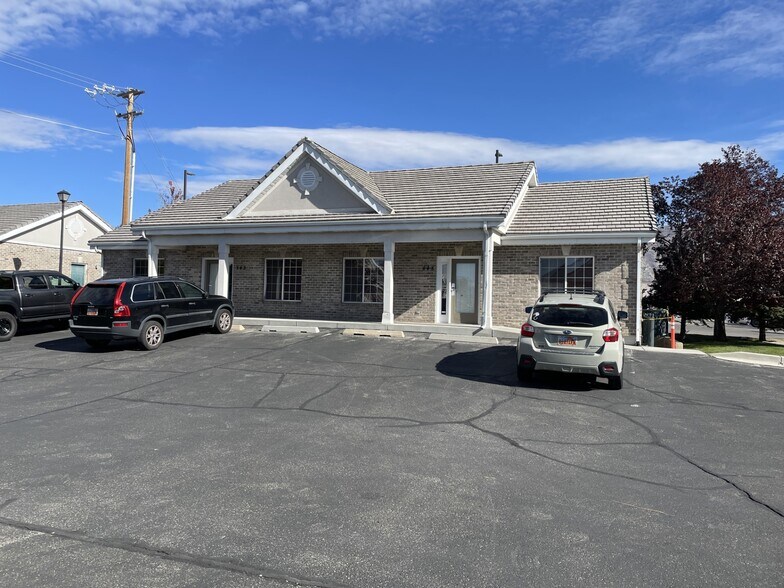 Primary Photo Of 843-845 S 220 E, Orem Office For Lease