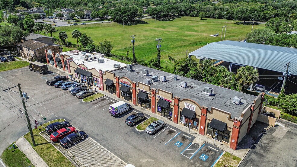 More Photos Of 6840 N 50th St, Tampa Storefront Retail Office For Sale