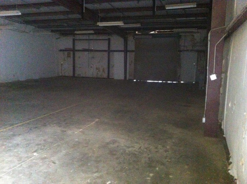More Photos Of 360 Stan Dr, Melbourne Warehouse For Lease