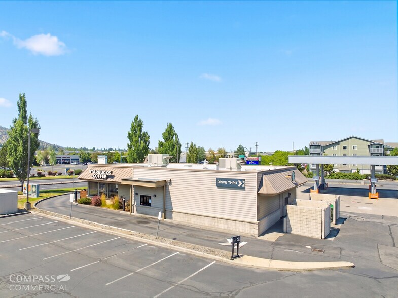 Primary Photo Of 583 NE Bellevue Dr, Bend Fast Food For Sale