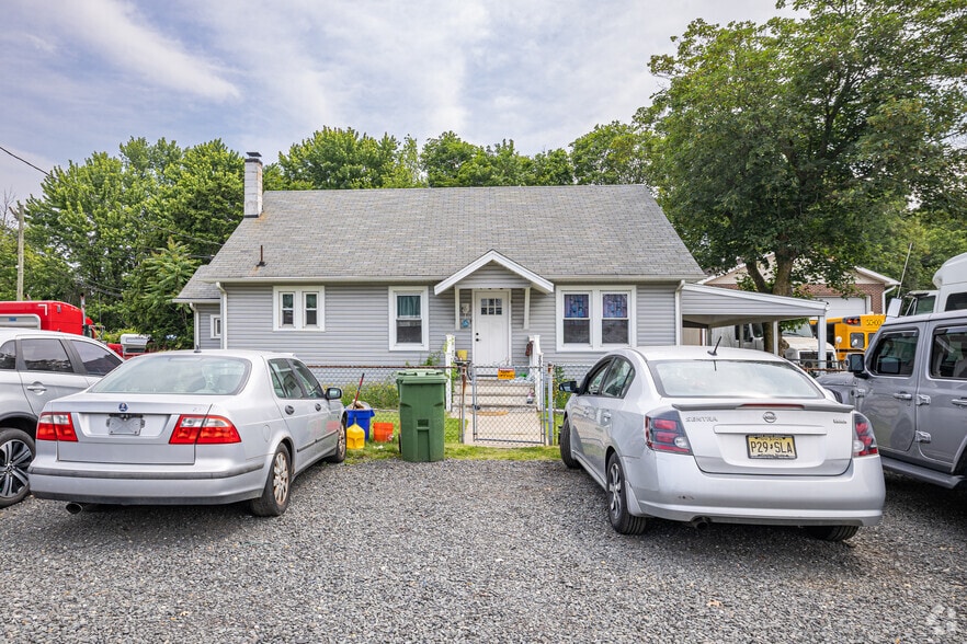 More Photos Of 2070-2078 State Route 35, South Amboy, NJ 08879, South Amboy Auto Repair For Sale