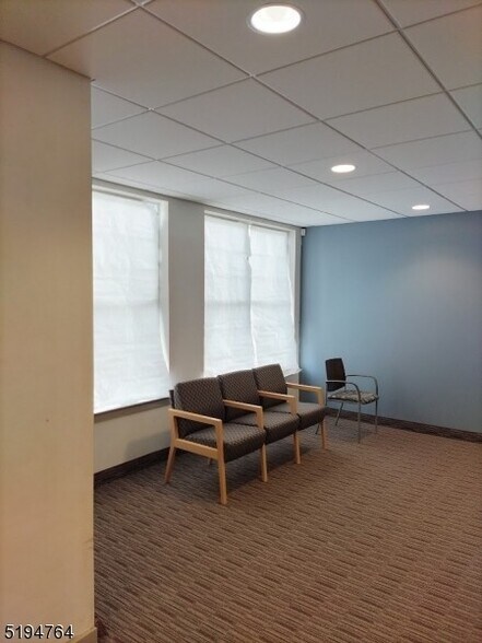 More Photos Of 250 Old New Brunswick Rd, Piscataway Unknown For Lease