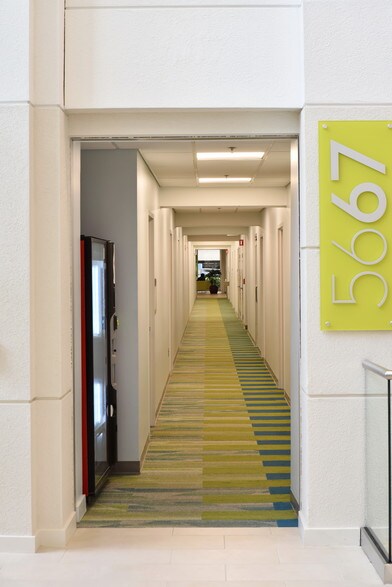 More Photos Of 5667 Peachtree Dunwoody Rd, Atlanta Medical For Lease