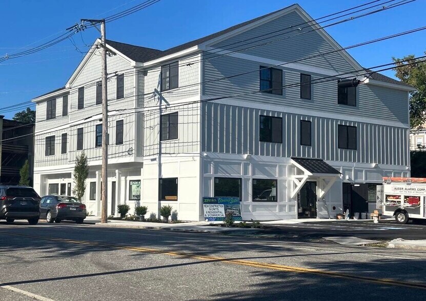 More Photos Of 147 Chelmsford St, Lowell General Retail For Lease