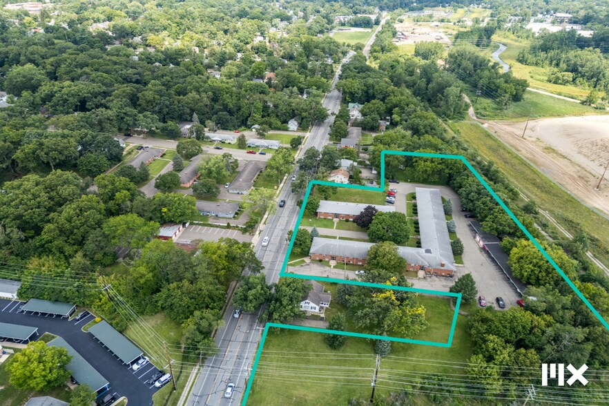 More Photos Of 2903 S Burdick St, Kalamazoo Apartments For Sale