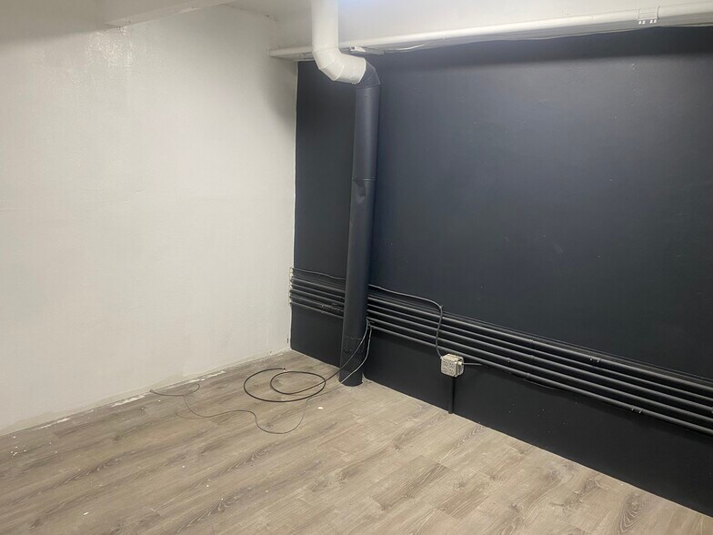 More Photos Of 2111 S College Ave, Fort Collins Office For Lease