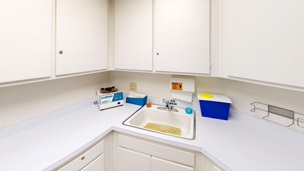 More Photos Of 1203 Second St, Coronado Office For Lease