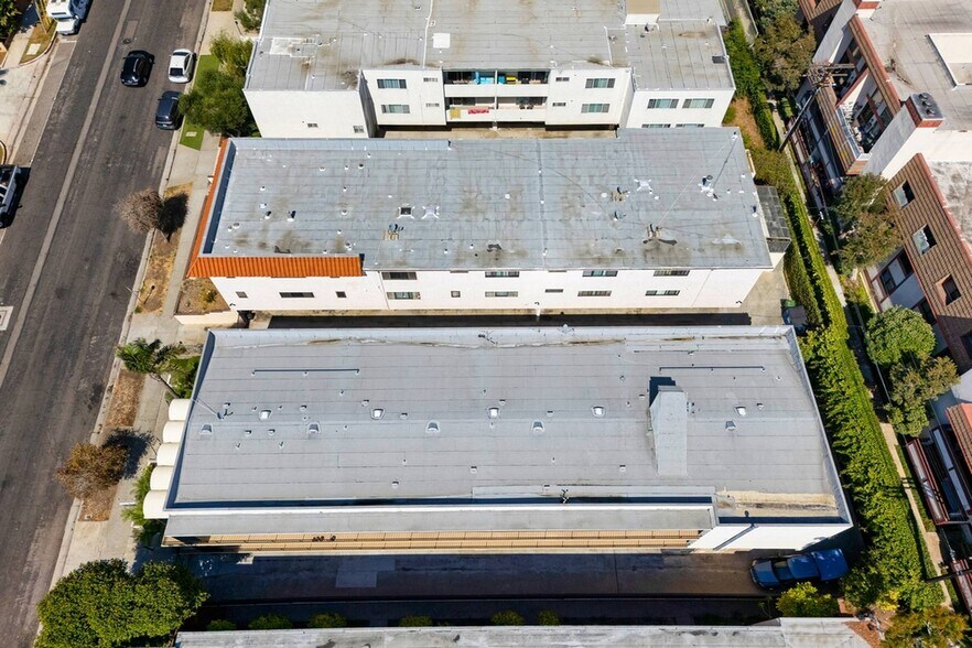 More Photos Of 8346 Manitoba St, Playa Del Rey Apartments For Sale