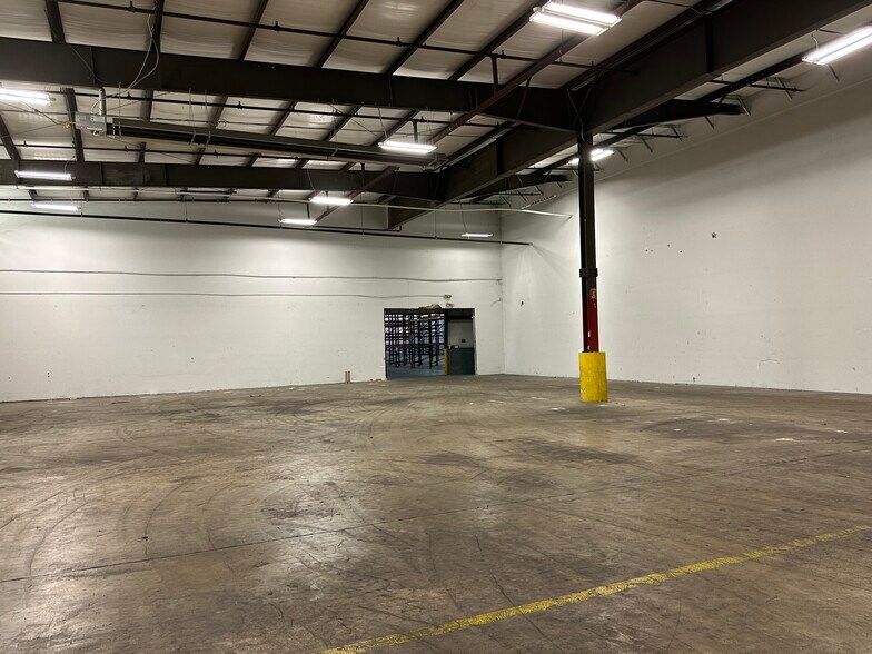 More Photos Of 6063 Whitehurst Dr, Seaford Warehouse For Sale