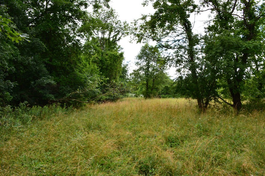 More Photos Of 8 Scobie Dr, Newburgh Land For Sale