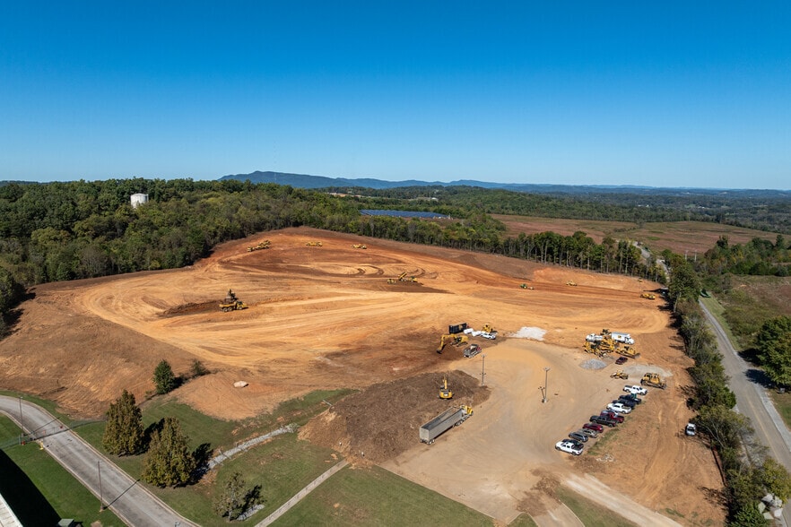 More Photos Of 2137 Holston Bend Drive Dr, Mascot Distribution For Lease