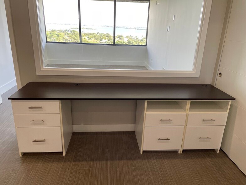 More Photos Of 4770 Biscayne Blvd, Miami Office For Sale