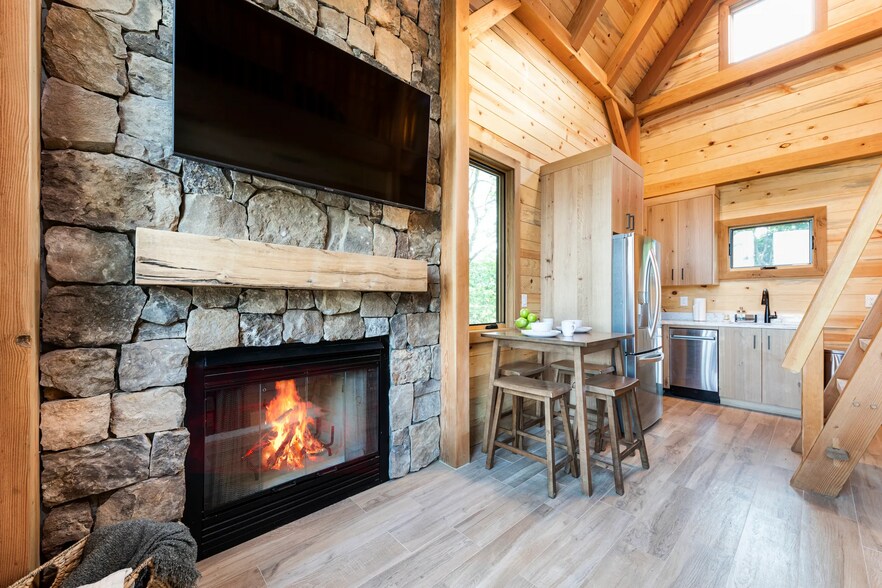 More Photos Of 1667 Sherwood Camp Rd, Victoria Land For Sale