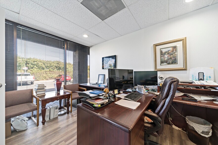 More Photos Of 1230 N Jefferson St, Anaheim Light Distribution For Sale