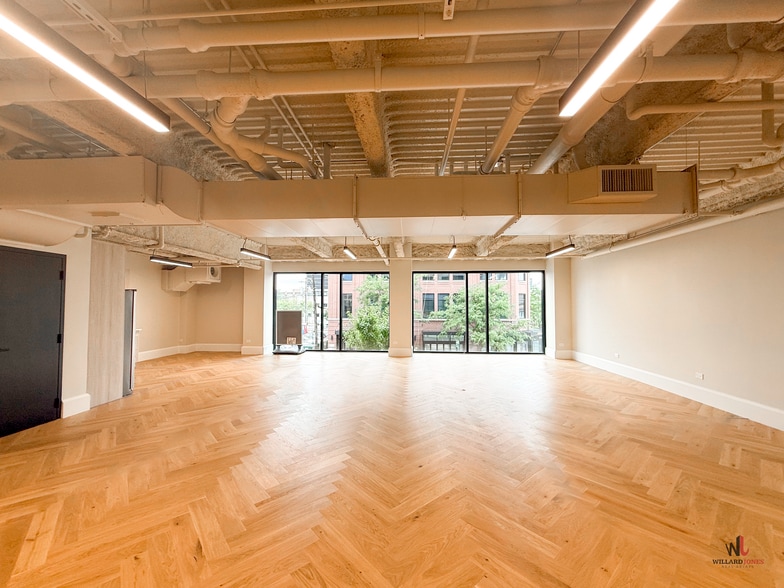More Photos Of 1123 W Randolph St, Chicago Apartments For Lease