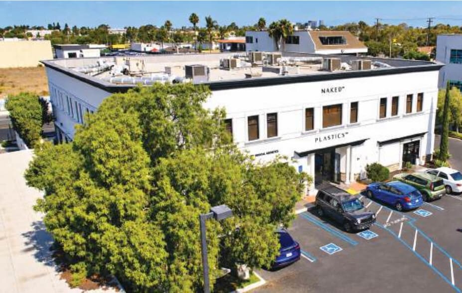 More Photos Of 20072 SW Birch St, Newport Beach Medical For Sale