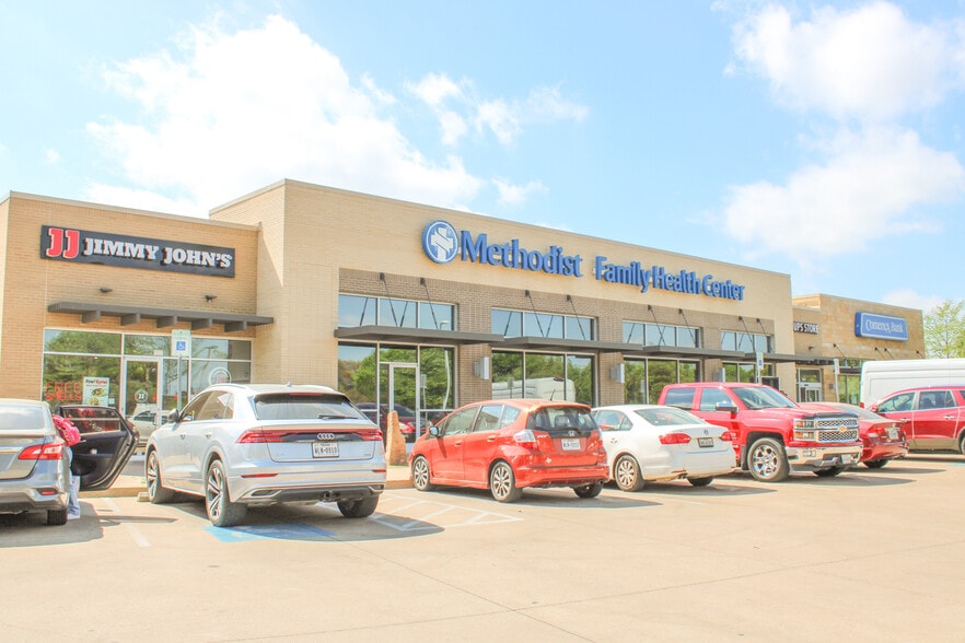 More Photos Of 1222 N Bishop Ave, Dallas General Retail For Sale