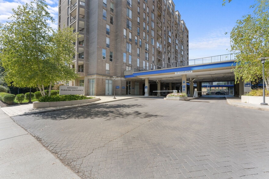 More Photos Of 77 Pond Ave, Brookline Apartments For Sale