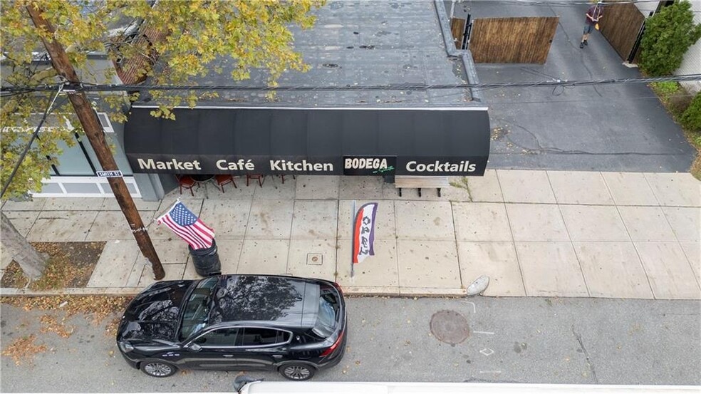 More Photos Of 371-373 Smith St, Providence Storefront For Sale