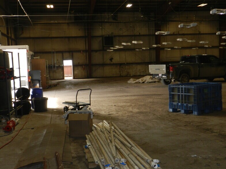 More Photos Of 430 W 8th St, Delta Unknown For Lease