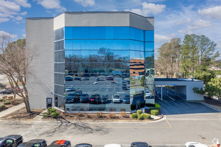 More Photos Of 603 Pilot House Dr, Newport News Office For Sale