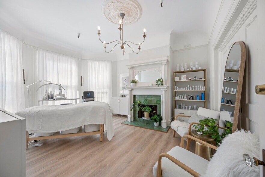 More Photos Of 2250 Union St, San Francisco Storefront Retail Office For Sale