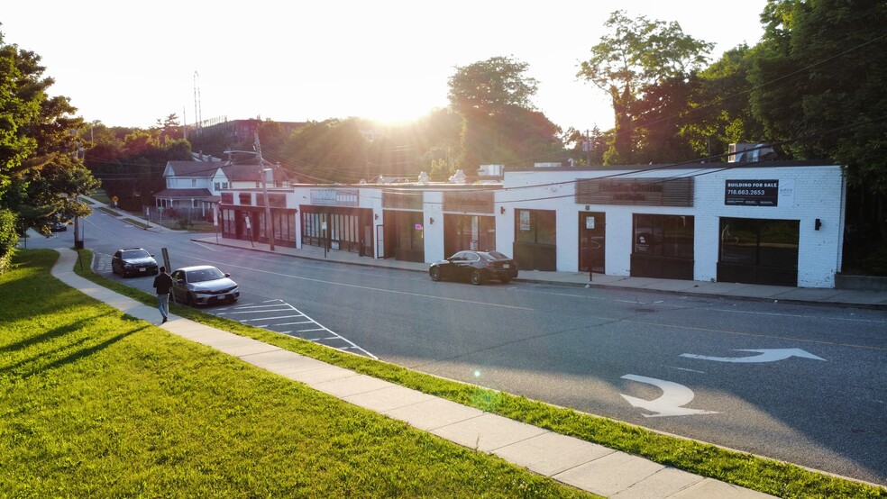 Primary Photo Of 26-44 Lincoln Ave, Roslyn Heights Storefront For Sale