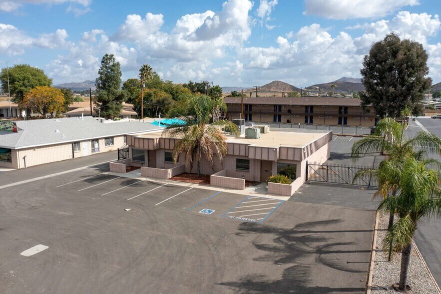 Primary Photo Of 27640 Encanto Dr, Menifee Medical For Lease