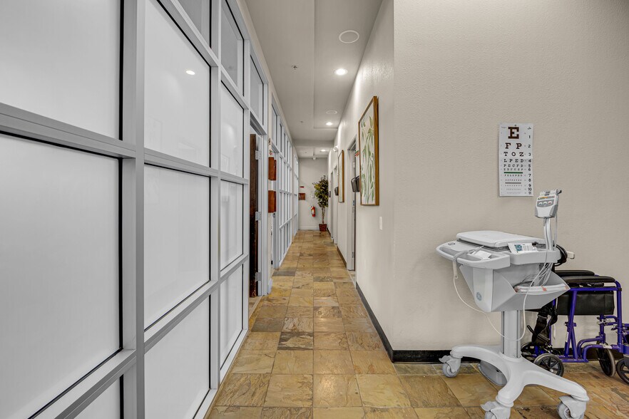 More Photos Of 2801 N Tenaya Way, Las Vegas Medical For Sale