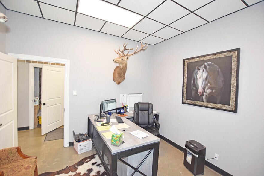 More Photos Of 2250 Dixie Blvd, Odessa Industrial For Sale